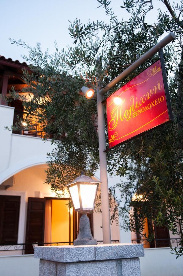 Polichni Hotell Leonídion Exteriör bild